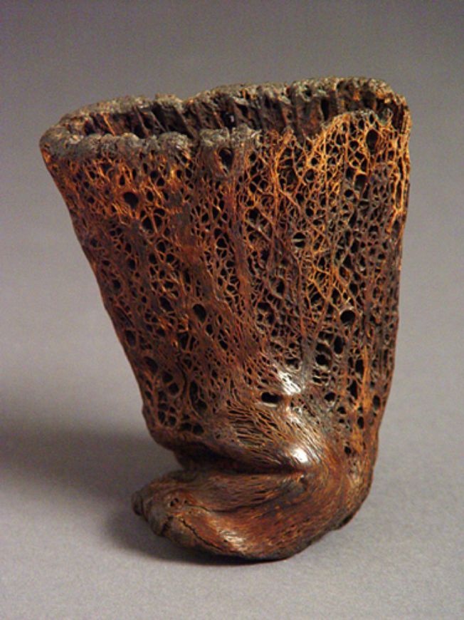 Picture of ANCIENT CHINESE BRUSH HOLDER